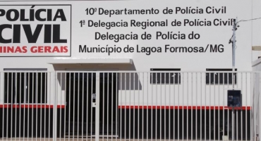 Homem de 38 anos é preso em Lagoa Formosa pela Polícia Civil por agressão seguida de morte em outubro de 2021 Homem de 38 anos é preso em Lagoa Formosa pela Polícia Civil por agressão seguida de morte em outubro de 2021