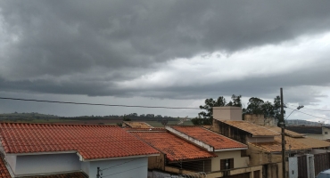 Com início de semana chuvoso Lagoa Formosa pode ter temperatura de 2º na próxima quinta (19) Com início de semana chuvoso Lagoa Formosa pode ter temperatura de 2º na próxima quinta (19)