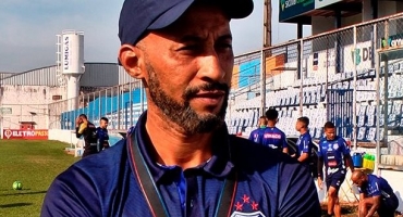 Técnico da URT deixa o time após comandar equipe em apenas três partidas Técnico da URT deixa o time após comandar equipe em apenas três partidas