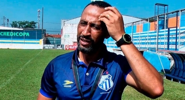 Após anunciar saída da URT técnico Ricardo Chuva decide continuar comandando a equipe Após anunciar saída da URT técnico Ricardo Chuva decide continuar comandando a equipe