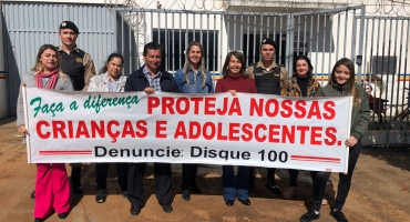 Secretaria de Desenvolvimento Social de Lagoa Formosa realiza blitz educativa sobre o dia nacional de combate ao abuso e à exploração sexual de crianças e adolescentes