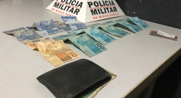 Casal encontra carteira com dinheiro e documentos em Patos de Minas, recusa entregar ao proprietário e acaba detido Casal encontra carteira com dinheiro e documentos em Patos de Minas, recusa entregar ao proprietário e acaba detido