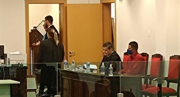 Jovem que teria levado atirador até a casa de vítima para ser morta a tiros em Patos de Minas é absolvido Jovem que teria levado atirador até a casa de vítima para ser morta a tiros em Patos de Minas é absolvido
