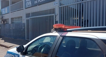 Médico Oftalmologista é levado para a delegacia após ameaçar funcionária de escritório de advocacia em Patos de Minas Médico Oftalmologista é levado para a delegacia após ameaçar funcionária de escritório de advocacia em Patos de Minas