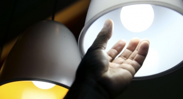 Senado aprova PL que devolve valores pagos a mais na conta de luz Senado aprova PL que devolve valores pagos a mais na conta de luz