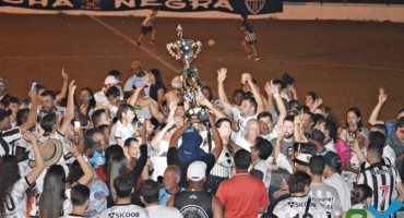 Paranaíba vence o Arrastão/Celebridades e conquista a Copa AMAPAR de 2022