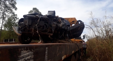 Veículo que caiu em ribanceira no domingo (5) na MG-190 é localizado nesta quarta (9) com motorista morto Veículo que caiu em ribanceira no domingo (5) na MG-190 é localizado nesta quarta (9) com motorista morto