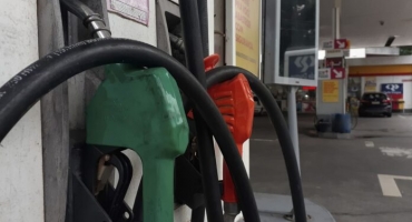 Combustível volta a ficar mais caro a partir deste sábado (18) Combustível volta a ficar mais caro a partir deste sábado (18)