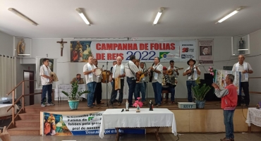Campanha de Folias de Reis são retomadas em Patos de Minas Campanha de Folias de Reis são retomadas em Patos de Minas