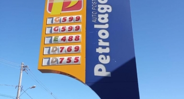 Com mudança na alíquota do ICMS gasolina sofre queda de R$1,50 nos postos de combustíveis de Lagoa Formosa Com mudança na alíquota do ICMS gasolina sofre queda de R$1,50 nos postos de combustíveis de Lagoa Formosa