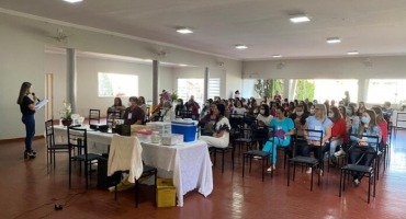 Carmo do Paranaíba recebe municípios vizinhos para Oficina da Secretaria Regional de Saúde Carmo do Paranaíba recebe municípios vizinhos para Oficina da Secretaria Regional de Saúde