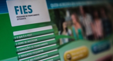 Inscrições para o Fies do segundo semestre terminam hoje Inscrições para o Fies do segundo semestre terminam hoje