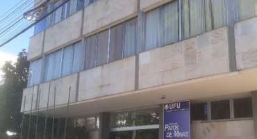 1ª etapa do Vestibular da UFU em Patos de Minas acontece neste domingo (21) nos blocos F e G do UNIPAM 1ª etapa do Vestibular da UFU em Patos de Minas acontece neste domingo (21) nos blocos F e G do UNIPAM