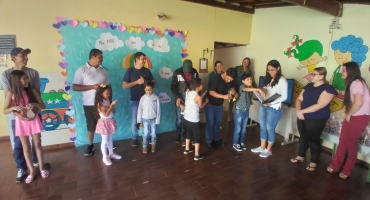 Centro Educacional Infantil Estrelinha do Saber de Lagoa Formosa comemora o mês dos pais Centro Educacional Infantil Estrelinha do Saber de Lagoa Formosa comemora o mês dos pais