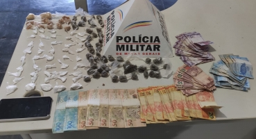 Polícia Militar de São Gotardo prende suspeitos de tráfico e apreende grande quantidade de drogas Polícia Militar de São Gotardo prende suspeitos de tráfico e apreende grande quantidade de drogas