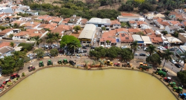 Produtores rurais de toda região participam em Lagoa Formosa de carreata pela Paz, Independência, Liberdade e Democracia Produtores rurais de toda região participam em Lagoa Formosa de carreata pela Paz, Independência, Liberdade e Democracia