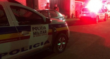 Atirador abre fogo e atinge dois jovens no Bairro Planalto em Patos de Minas Atirador abre fogo e atinge dois jovens no Bairro Planalto em Patos de Minas
