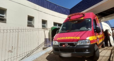 Motoqueiro que praticava direção perigosa leva tiro nas nádegas durante tentativa de abordagem Motoqueiro que praticava direção perigosa leva tiro nas nádegas durante tentativa de abordagem