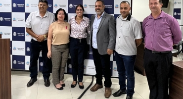 Reunião na Câmara Municipal recebe a Secretária de Saúde que esclarece dúvidas de vereadores sobre a saúde em Patos de Minas Reunião na Câmara Municipal recebe a Secretária de Saúde que esclarece dúvidas de vereadores sobre a saúde em Patos de Minas