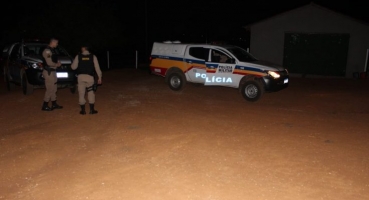Garotinha de dois anos morre afogada em piscina de fazenda no município de Presidente Olegário Garotinha de dois anos morre afogada em piscina de fazenda no município de Presidente Olegário