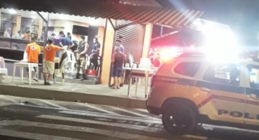 Patrocínio – Homem é executado a tiros em porta de estabelecimento comercial; veja vídeo Patrocínio – Homem é executado a tiros em porta de estabelecimento comercial; veja vídeo