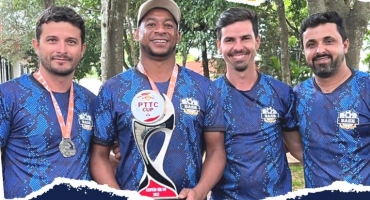Escolinha de futebol Base LF inicia atividades em lagoa formosa nesta segunda (5/12) Escolinha de futebol Base LF inicia atividades em lagoa formosa nesta segunda (5/12)