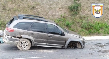 Motorista sofre acidente ao tenta reduzir velocidade de carro após visualizar radar fixo na BR-146 em Serra do Salitre Motorista sofre acidente ao tenta reduzir velocidade de carro após visualizar radar fixo na BR-146 em Serra do Salitre