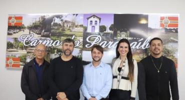 Carmo do Paranaíba – Mesa diretora da Câmara se reúne com prefeito para devolução de recursos de mais de R$1,5 milhão Carmo do Paranaíba – Mesa diretora da Câmara se reúne com prefeito para devolução de recursos de mais de R$1,5 milhão