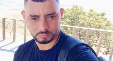 Segurança de 30 anos é morto por frequentador de boate no distrito de Guarda dos Ferreiros Segurança de 30 anos é morto por frequentador de boate no distrito de Guarda dos Ferreiros