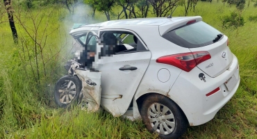 Motorista de 31 anos morre em acidente envolvendo dois veículos na BR-354 no município de Rio Paranaíba Motorista de 31 anos morre em acidente envolvendo dois veículos na BR-354 no município de Rio Paranaíba