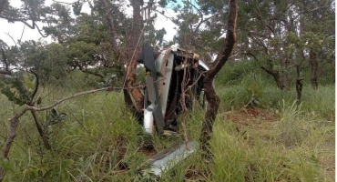 Criminoso toma veículo de assalto em Uberlândia e durante fuga provoca acidente na BR-365 em Patrocínio Criminoso toma veículo de assalto em Uberlândia e durante fuga provoca acidente na BR-365 em Patrocínio