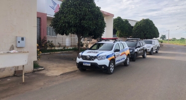 Fatalidade: portão de empresa cai e mata criança de 10 anos na cidade de Patos de Minas Fatalidade: portão de empresa cai e mata criança de 10 anos na cidade de Patos de Minas