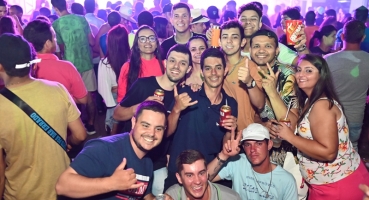 Confira o álbum de fotos do Carnalagoa 2023 deste sábado (18)