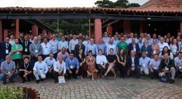 Comitiva de Patos de Minas participa de missão técnica voltada para cidades inteligentes, no Paraná Comitiva de Patos de Minas participa de missão técnica voltada para cidades inteligentes, no Paraná