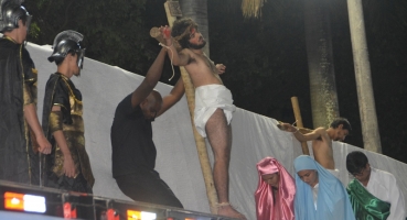 Celebração de Sexta-Feira da Paixão é realizada na Praça da Matriz em Lagoa Formosa 