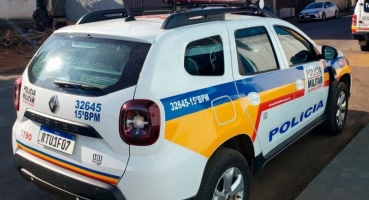 São Gotardo - Homem é preso ao deixar cartas com ameaça de morte à ex-mulher com medida protetiva São Gotardo - Homem é preso ao deixar cartas com ameaça de morte à ex-mulher com medida protetiva