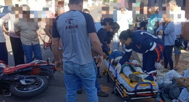 Carmo do Paranaíba - Motociclista sofre fratura exposta em acidente com caminhão Carmo do Paranaíba - Motociclista sofre fratura exposta em acidente com caminhão
