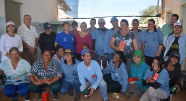 Prefeitura de Lagoa Formosa comemora com trabalhadoras o Dia Internacional do Gari 