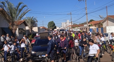 Secretaria de Saúde de Lagoa Formosa e colaboradores realizam o 1º Passeio Ciclístico do Maio Amarelo Secretaria de Saúde de Lagoa Formosa e colaboradores realizam o 1º Passeio Ciclístico do Maio Amarelo