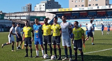 Com direito a gol olímpico URT vence o Itabirito pelo Módulo II em Patos de Minas