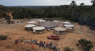 Corpo de Bombeiros ministra treinamento de combate incêndio florestais e primeiros socorros à indígenas em Presidente Olegário Corpo de Bombeiros ministra treinamento de combate incêndio florestais e primeiros socorros à indígenas em Presidente Olegário