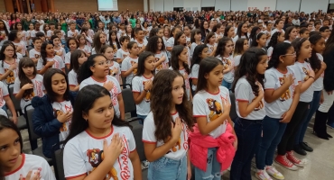 Mais de 700 alunos de diversas escolas de Patos de Minas participam de formatura do Mais de 700 alunos de diversas escolas de Patos de Minas participam de formatura do