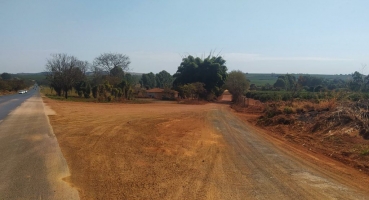 Carmo do Paranaíba – Projeto prevê asfalto em estradas das comunidades rurais do município; São Bento e Campo do Meio serão as primeiras beneficiadas Carmo do Paranaíba – Projeto prevê asfalto em estradas das comunidades rurais do município; São Bento e Campo do Meio serão as primeiras beneficiadas