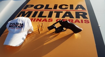 Motorista é preso na MG-230 em Rio Paranaíba por porte ilegal arma de fogo Motorista é preso na MG-230 em Rio Paranaíba por porte ilegal arma de fogo