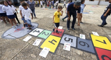 Nova lei retoma política nacional de educação em tempo integral Nova lei retoma política nacional de educação em tempo integral