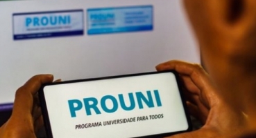 Termina nesta terça-feira (15/08) o prazo para manifestar interesse na lista do ProUni Termina nesta terça-feira (15/08) o prazo para manifestar interesse na lista do ProUni