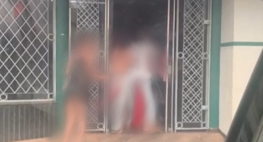 Exame de DNA termina em agressões entre famílias em laboratório de Patos de Minas Exame de DNA termina em agressões entre famílias em laboratório de Patos de Minas