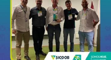 Destaque do Agronegócio e crédito rural: Sicoob Credipatos é premiado, em Belo Horizonte