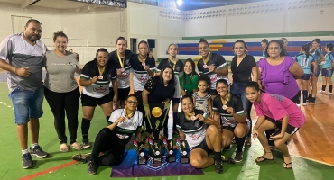 Finais da Copa Futsal Feminino São Lourenço Transportes acontecem com presença de grande público 