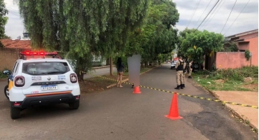 Rapaz de 27 anos é morto a tiros no bairro Sebastião Amorim em Patos de Minas Rapaz de 27 anos é morto a tiros no bairro Sebastião Amorim em Patos de Minas